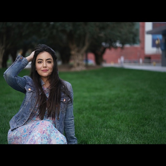 Meet your Posher - Picture 4 of 4